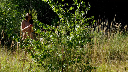 Peaches and Bananas: Czech teen Charlie selfie porn in the nature