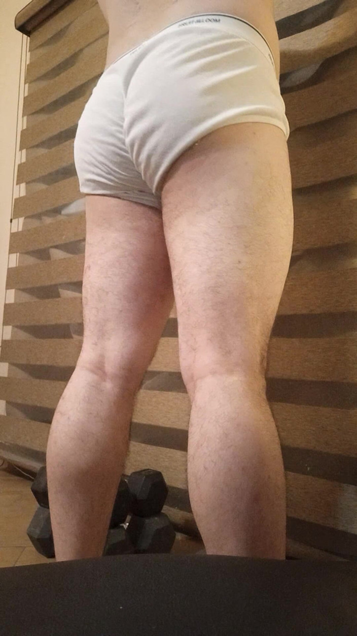 Himbo_Fox: Sentadillas Del Dia De Pierna