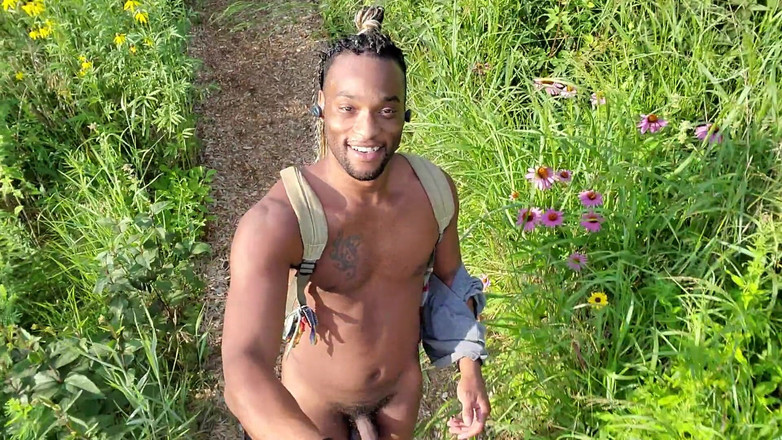 Kennie Jai: Kenniejai Walks Nude by the River in Chicago and Gets...