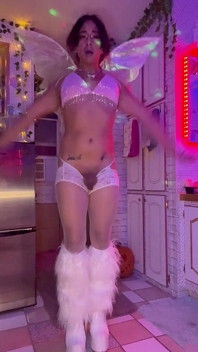 Poison Strip Tease เต้นยั่วยวน