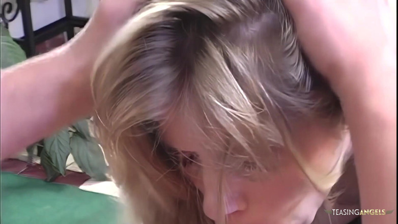 Teasing Angels: Blondynka jęczy podczas robienia hardcore anal z dużym kutasem