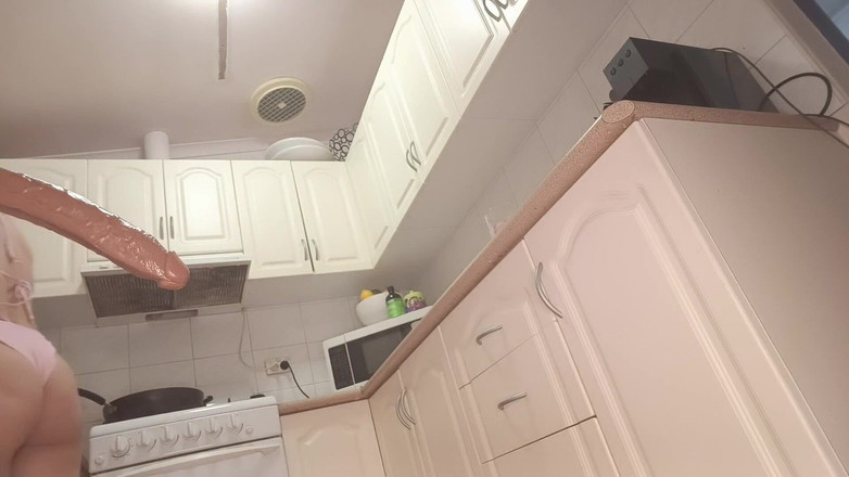 Annika Rain: Macocha ci mówi