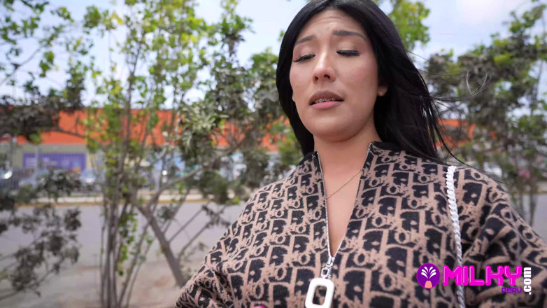 Milky Peru: Sofia Cavero, peruana atrapada en las calles de Hindi