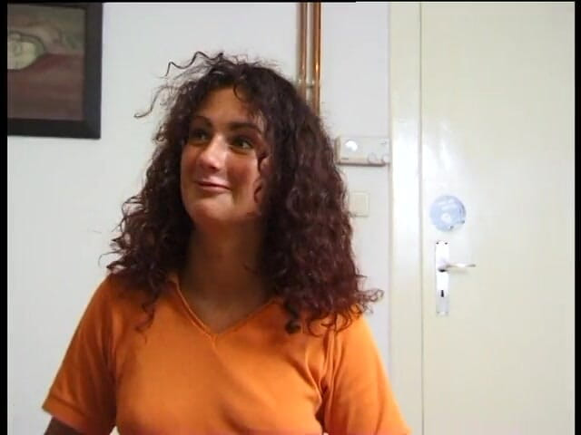 Lucky Wankerz: Cute german teen with hairy pussy plays with her pussy
