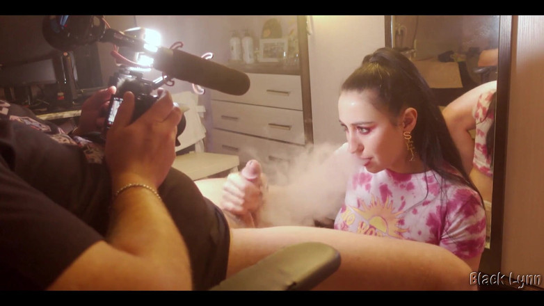 YSP Studio: Bts - Vape a kouření od ohromující Cocksucker Black Lynn