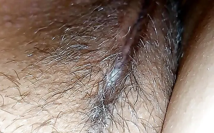 Gottini44: Pussy Mouth Fucking Golden Finger in the Ass