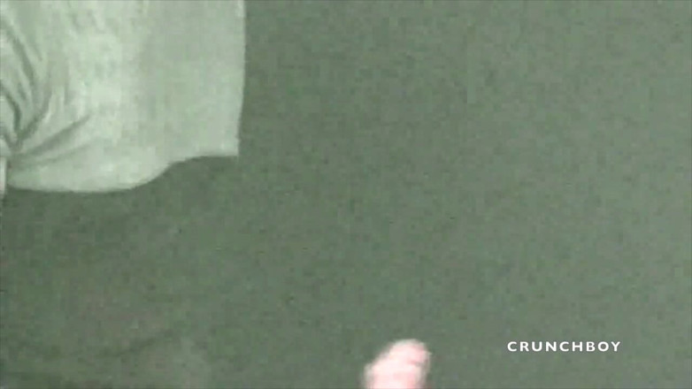 GAY VINTAGE PORN: 这个男孩是abbbel自动自吸