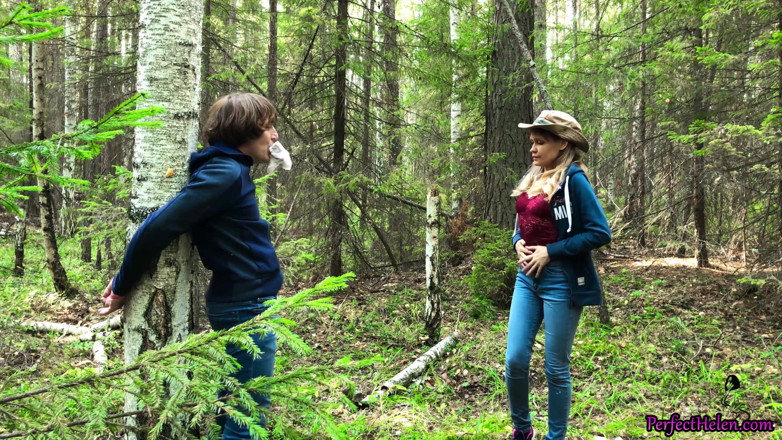PerfectHelen: Stranger arouses, sucks and hard fuckes in the forest of...