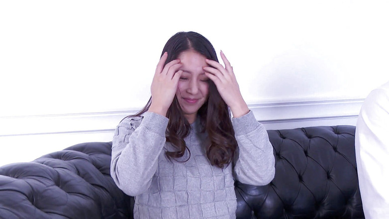 Caribbeancom: Roztomilá asijská teenagerka je ošukaná do kundičky