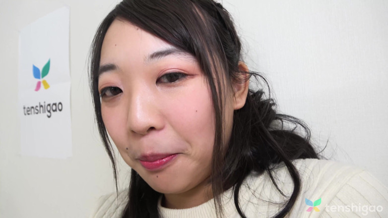 Tenshigao: Riho Machida Takes off Her Costume to Play with Us...