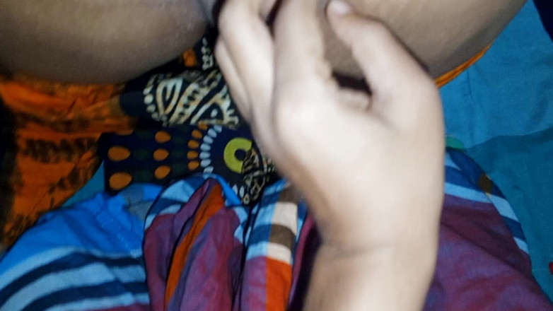 Dhaka sex: Le migliori scopate fatte in casa dei fratellastro arrapate, i...