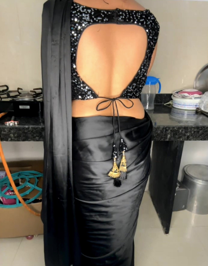 Kanchan devi: Indická desi dívka nahý tanec