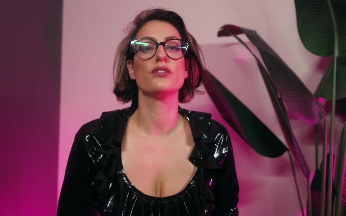 Countess diamond: Zamkněte a trénujte svůj zadek