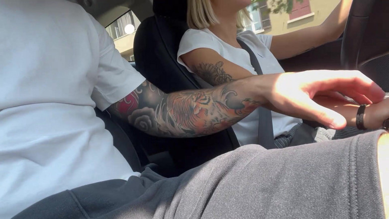 Tommy e Annika: Un Ragazzo Mi Ha Aiutata Con La Spesa, L'ho Ringraziato...