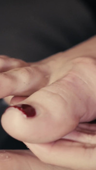 Nasty Foot Lover's Cum Eating Countdown Z Udziałem Kell Fire