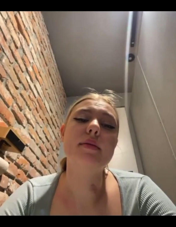 JuiceLussie: Spor salonunda antrenman yaparken çılgın fışkırtma