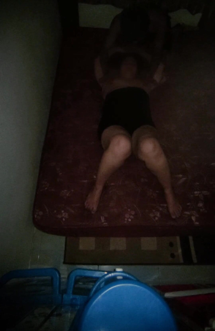 my_wife_chubby: (바이럴) 이웃에게 봉사하는 마누라.