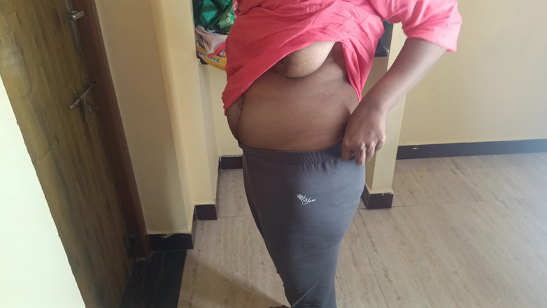 Laxi ammu: Lízání kundičky vysokoškolačky