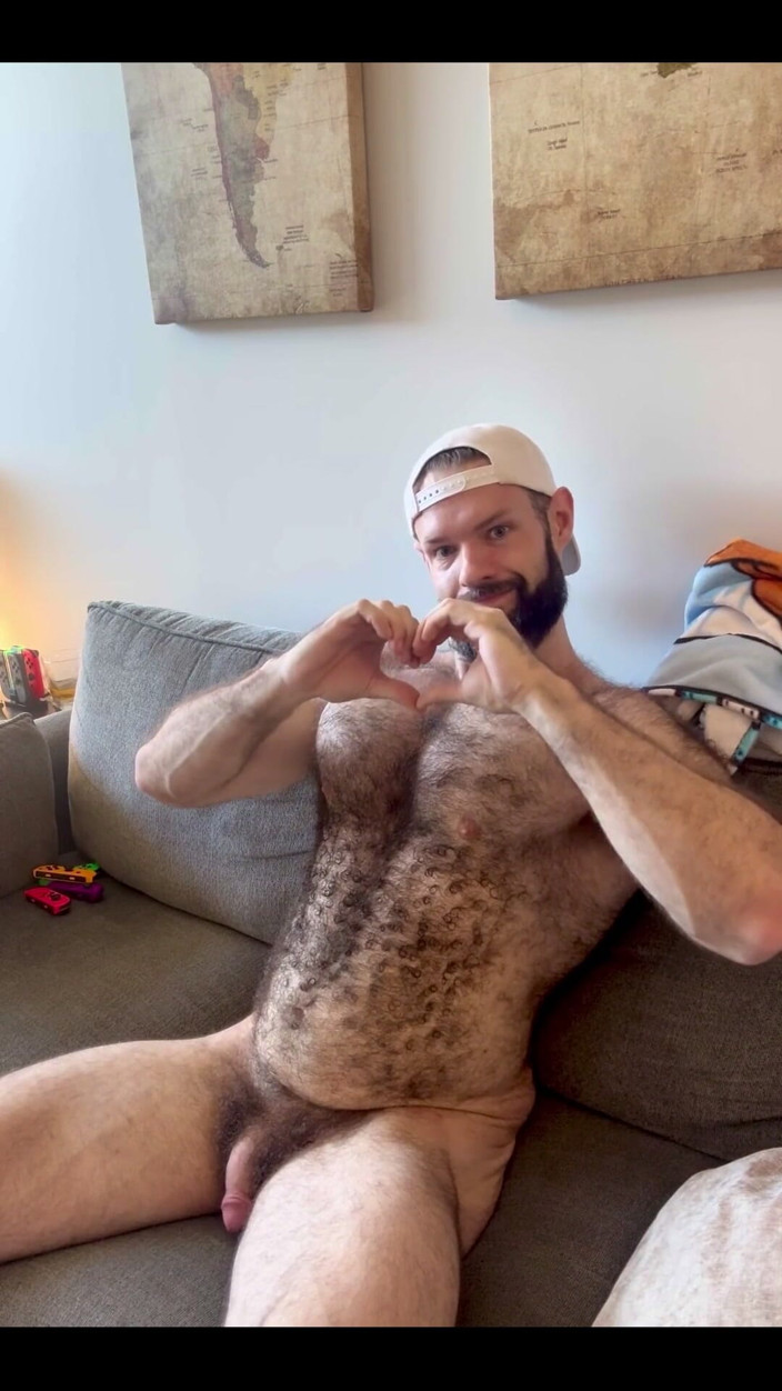 BeefyCanuck: Happy Sunday Gunday! Just a Bit of Flexing, Chest Beating...