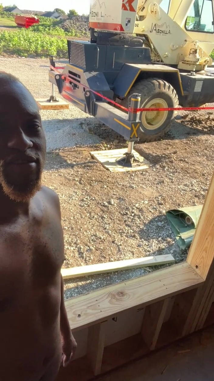 Kennie Jai: Kennie Jai Bogel Dalam Outoor!