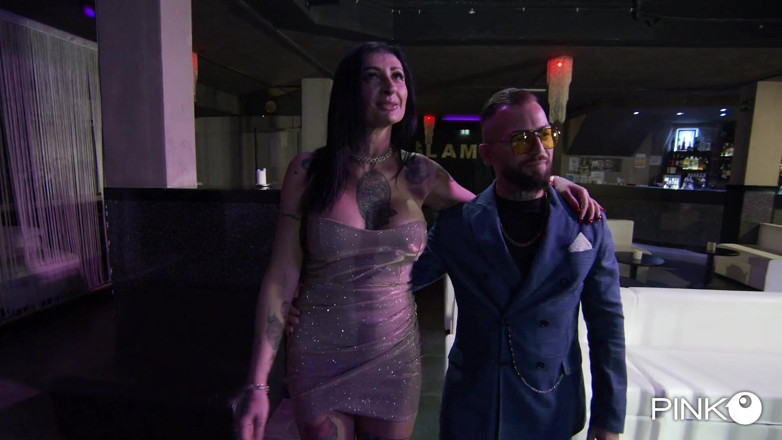 Pinko Club: Super baise dans la cage pour les Canaglias