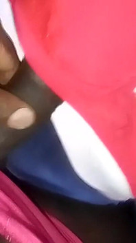 Bra berwarna putih begitu lama karena mereka membuat barang untuk dimakan