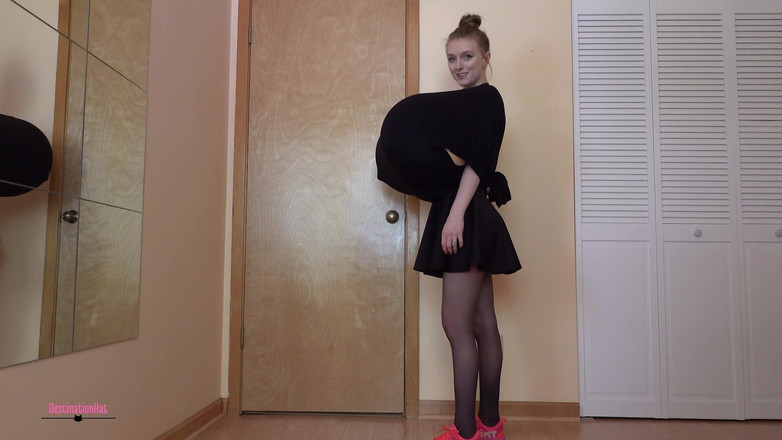 Destination Kat: Gigantische borstexpansie compilatie