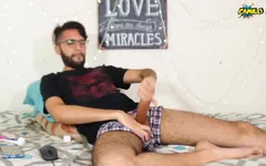 Juckande med smörjmedel ger mig en ganska intensiv orgasm