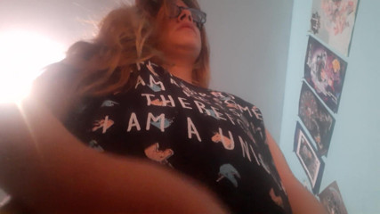 Crystal Phoenix: Masturbándose después del trabajo