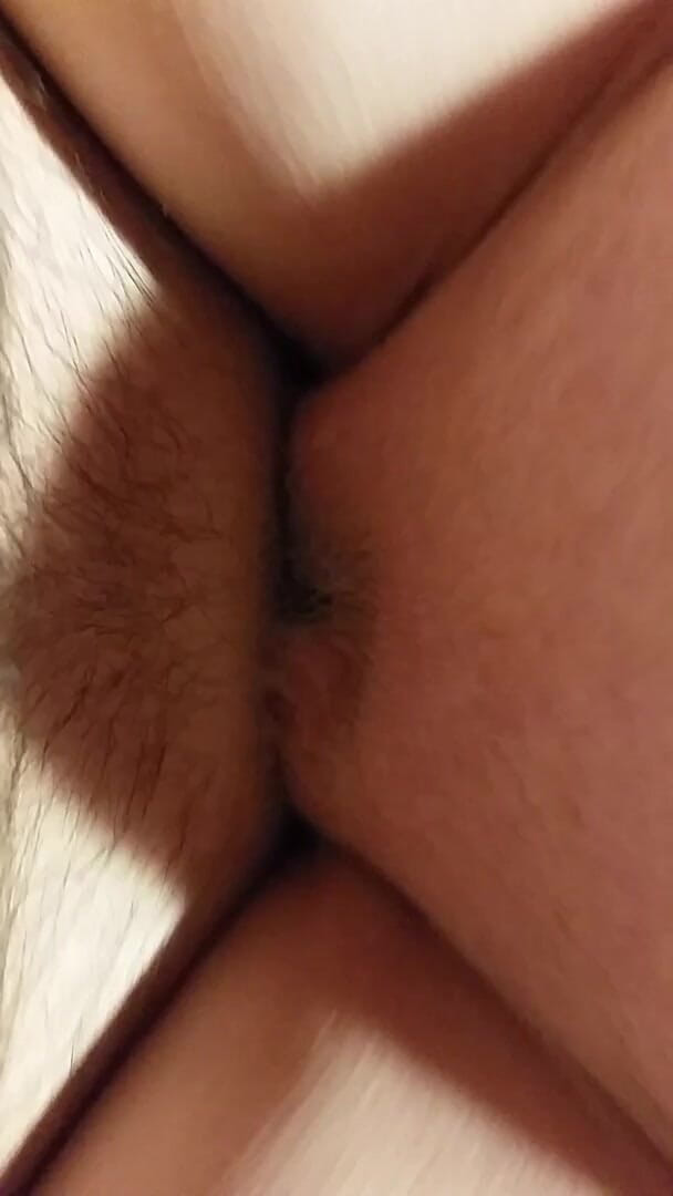 KittieNoOne: アナル・ファンと中出し