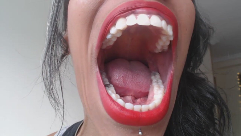 Golden lace: Mouth Viewing