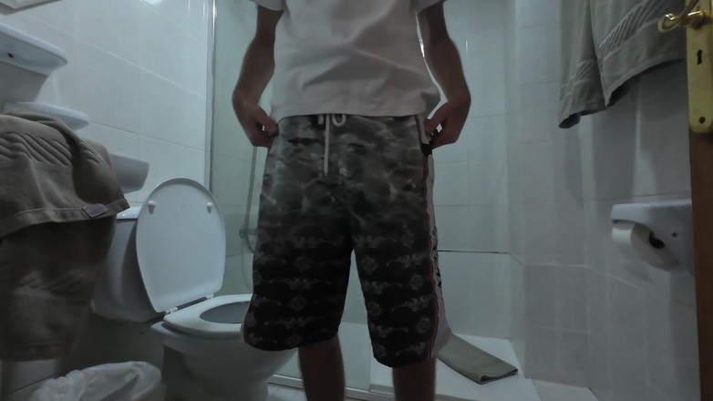 SkinnyWithAHugeDick: 우리 둘 다 섹스하기 전에 마스터바테를 좋아해