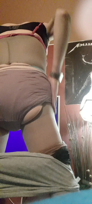 vadimsbor: Fetiş kadın büyük külot