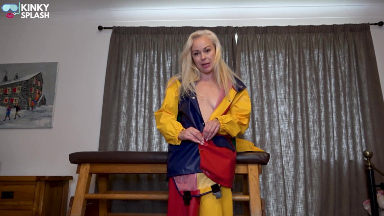 UKCuteGirl Lucy Lauren: Jezděte na své paní: PVC Ponyboy JOI &amp; Tease