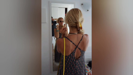 Selena701: Keseronokan spontan Selena semasa rehat 2