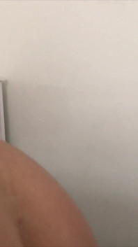 Nevlastní táto, nepředpokládáš, že jsi to viděl... velké černé péro uvnitř mě HD jablko