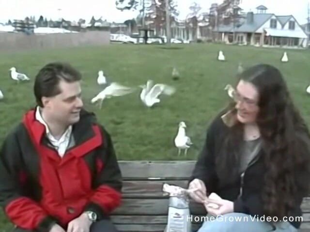 Homegrown Video: Kyrie Eleison und Neugieriger james ficken vor der kamera