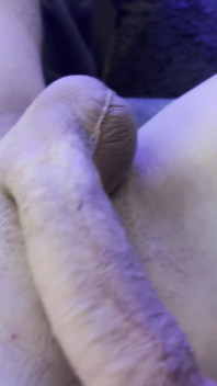 See Play with My Very Hot Horny Shaved Cock