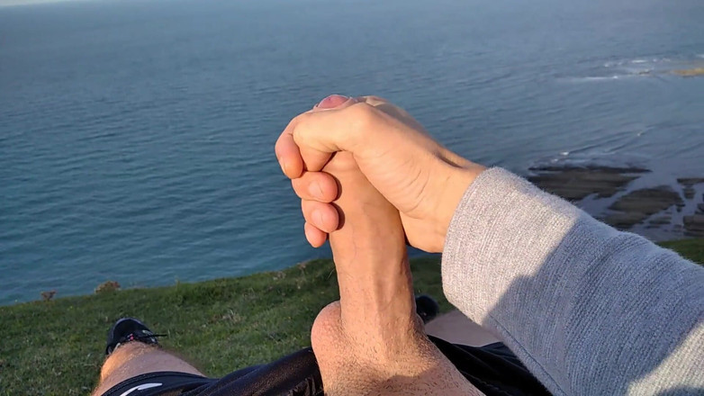 Elvissc: Huge Dirty Cock Gets Handjob on the Beach and Squirts...