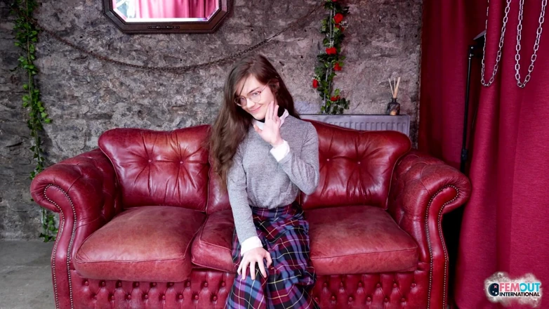 Femout XXX: Femout British Teen 'lil Dips'