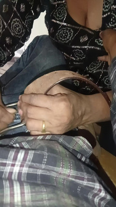 Bhabhi UP: Oggi intendo prendere il mio fratellastro