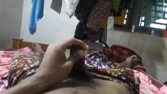 Wheyincognito: Gadis 18 tahun dengan kontol berbulu lagi masturbasi