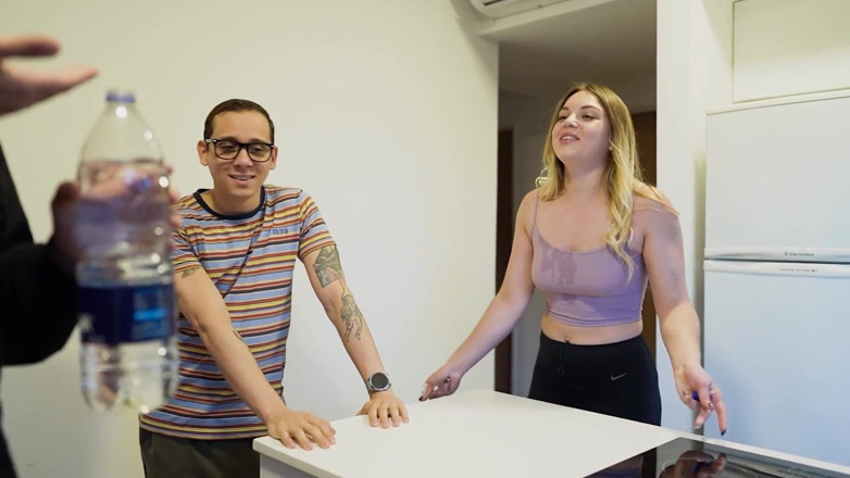 Knock Knock Club: Double Creampie Deux Chaudasses Après Le Quatuor De Gym Avec...