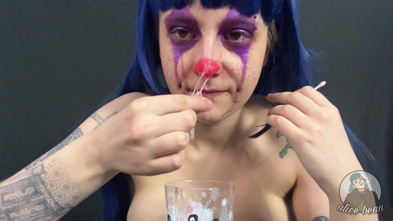 Alice Bean: Sneezy a Snot Cup