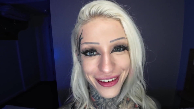 Mr LDN Lad: Completely Tatted up Goth Chick Fucked Like She Should Be