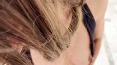 Minerva: Calda moglie traditrice cammina senza mutandine e viene scopata senza...