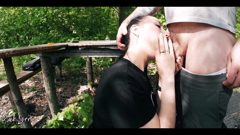 YSP Studio: Blowjob pro di Tengah-tengah Mana-mana