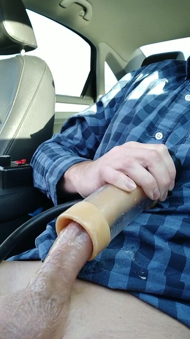 Big Daddy Dommmm: Sex machine making cum fly out like a blender, part 1