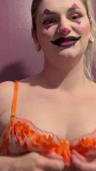 Clown Stepsister Catches You