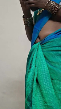 La Moglie Sposata Tamil Scopa L'amico Di Suo Marito per Soldi